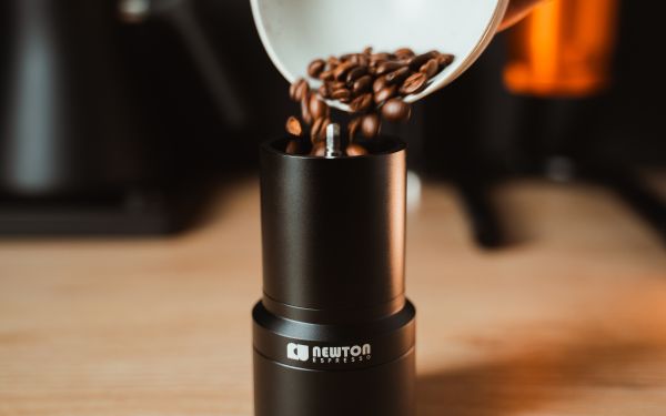 How Important Is It To Preheat A Coffee Grinder Machine Before Use?